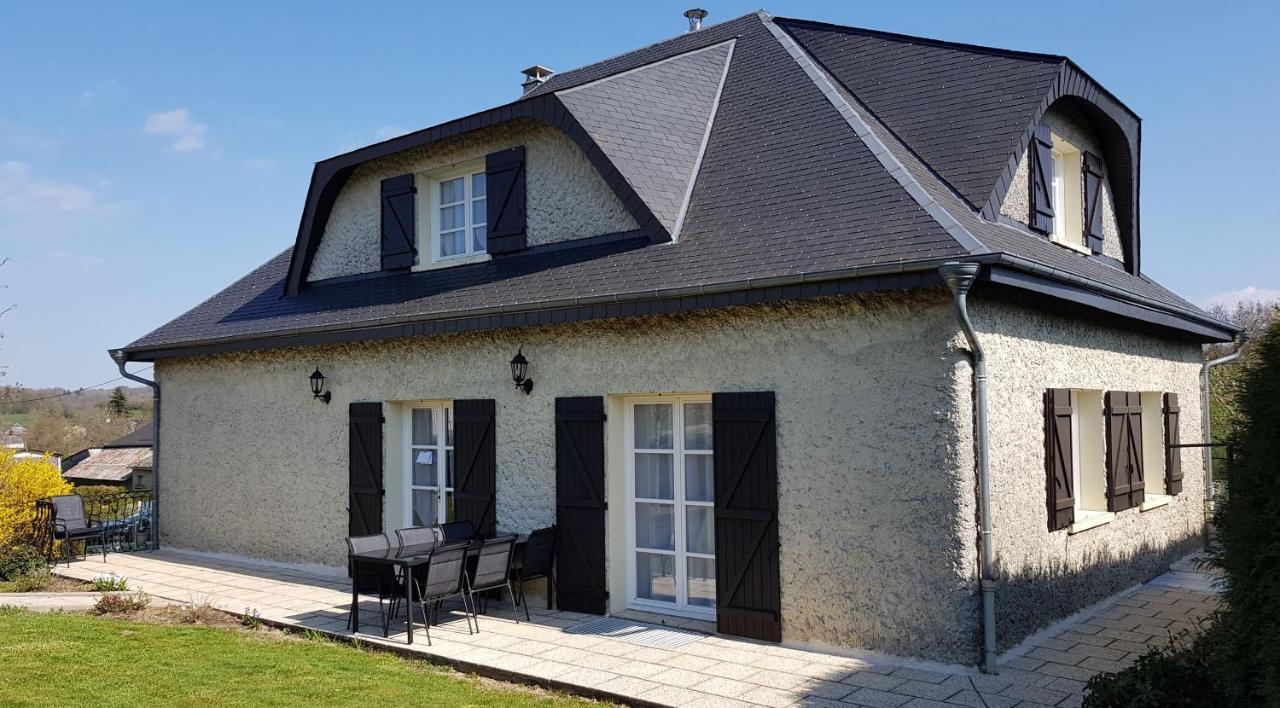 La Maison Du Muguet - Accueil Chevaux - Horse Friendly Liart Exterior photo